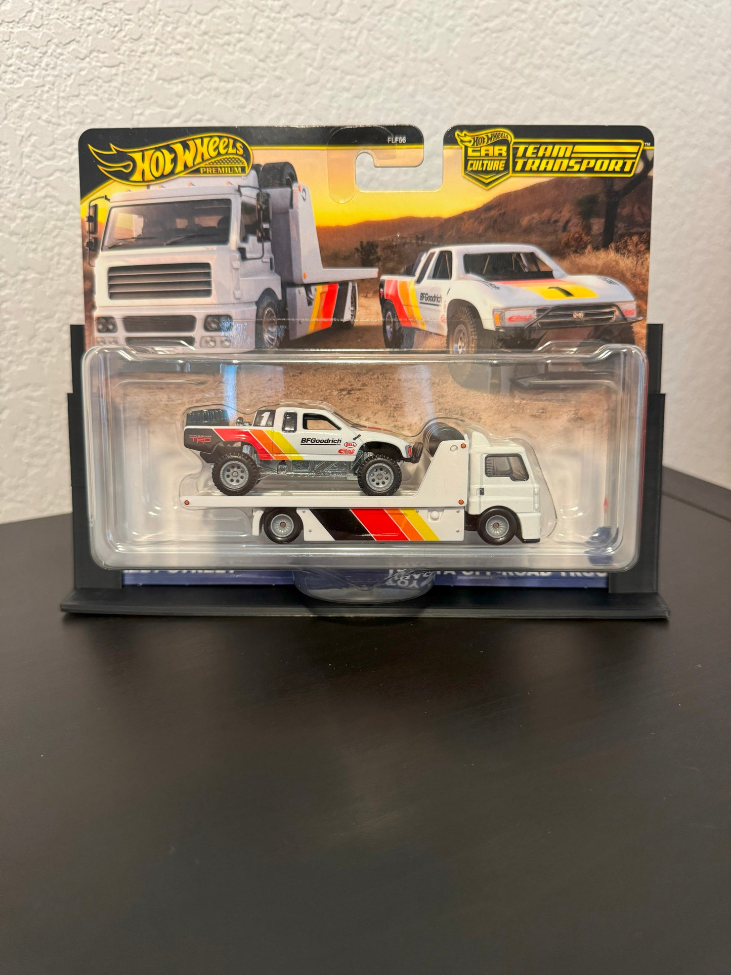 Hot Wheels Premium Team Transport Display Stand