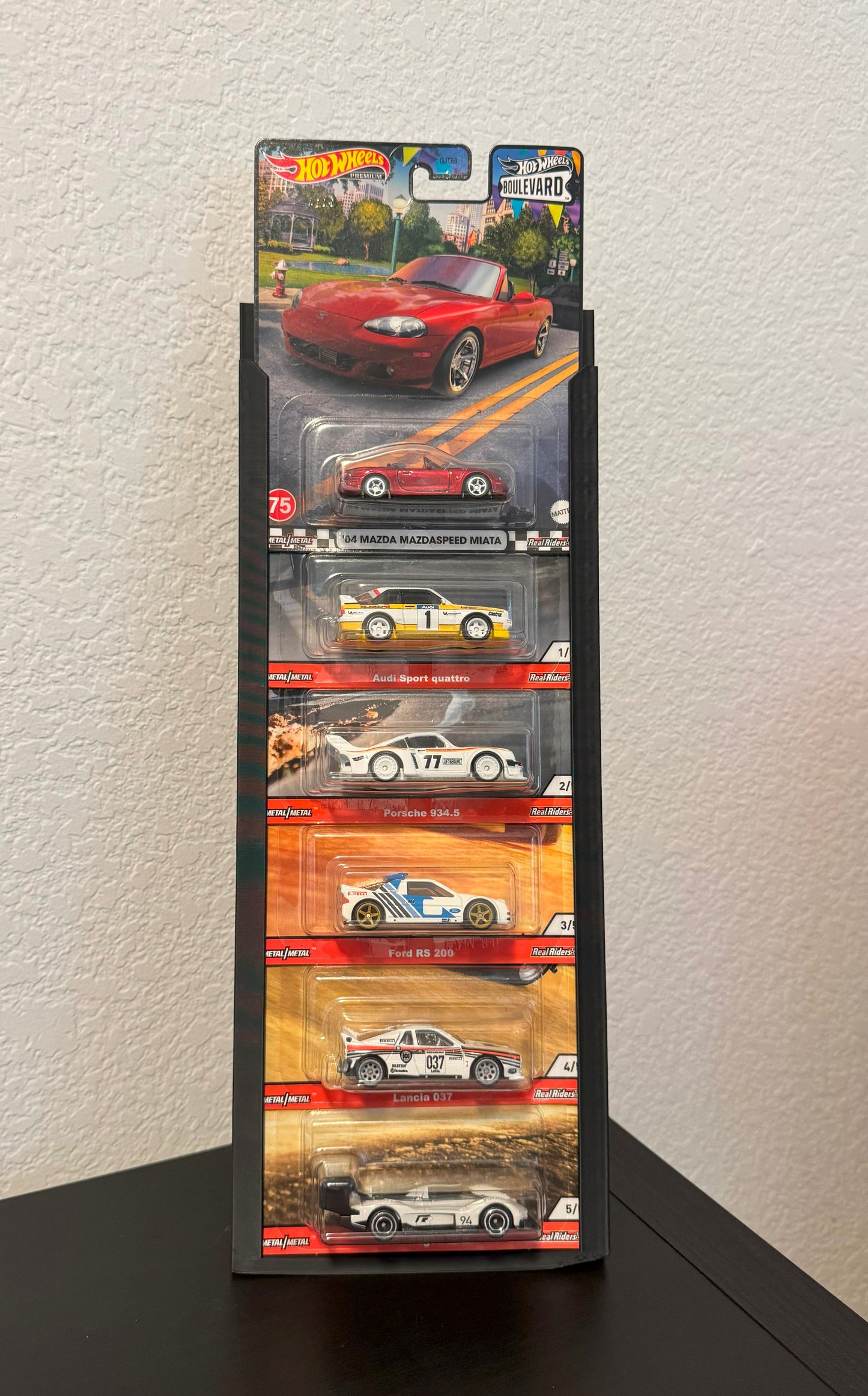 Hot Wheels Premium 6 Car Display Stand